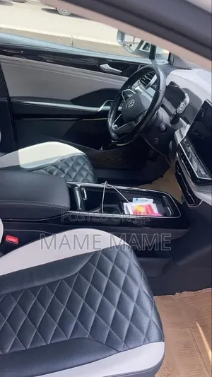 New Volkswagen ID.6 2023 White