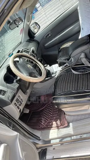 Toyota Hilux 2010 Gray