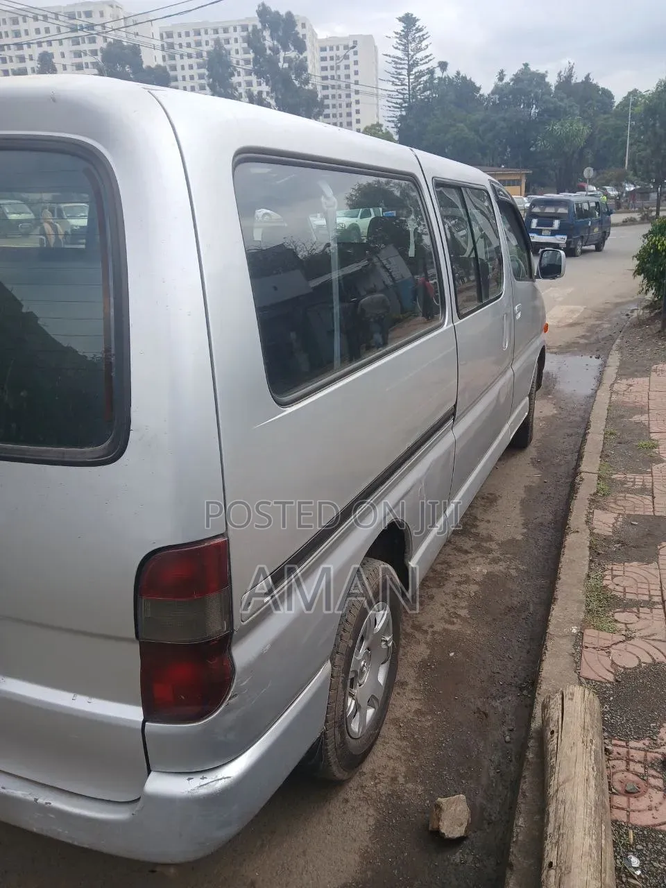 Toyota HiAce 2003 Silver