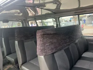 Toyota HiAce 2003 Silver