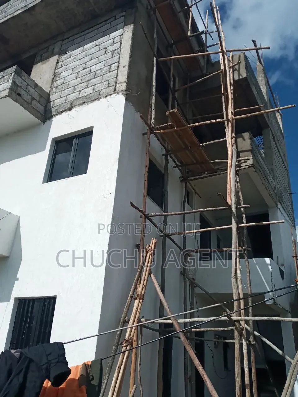 6bdrm House in Yeka for sale