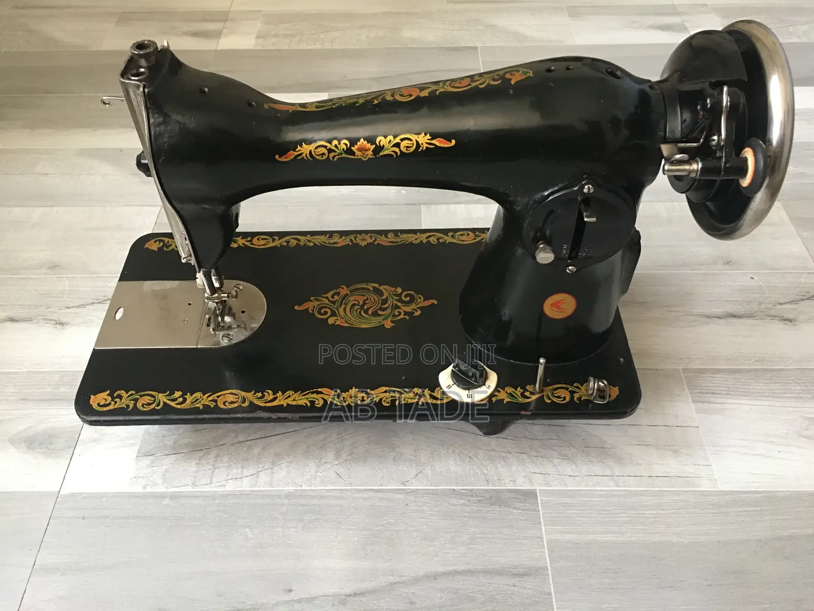 የስፌት መኪና Sewing Machine