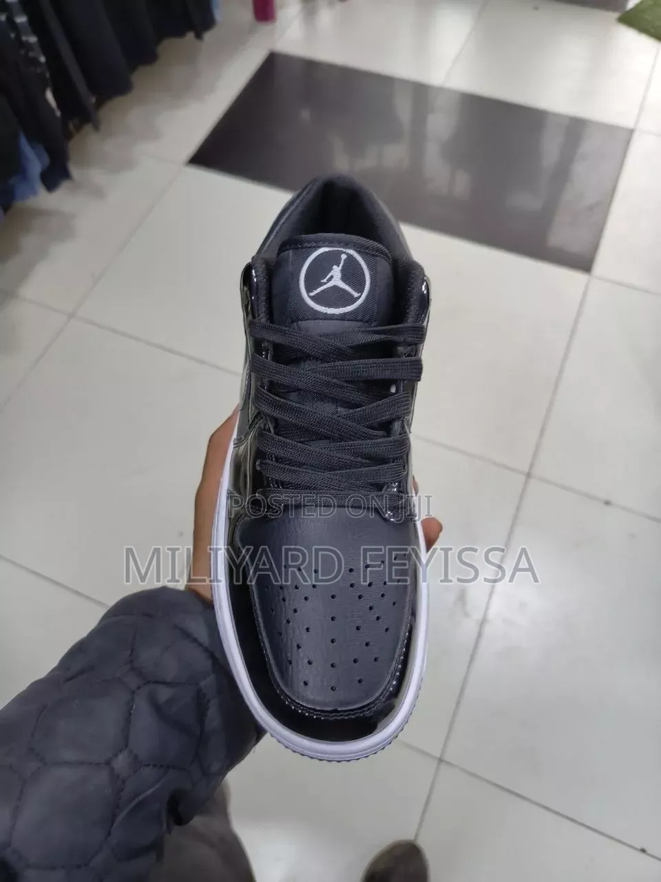 Jordan 1 Low