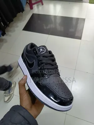Jordan 1 Low