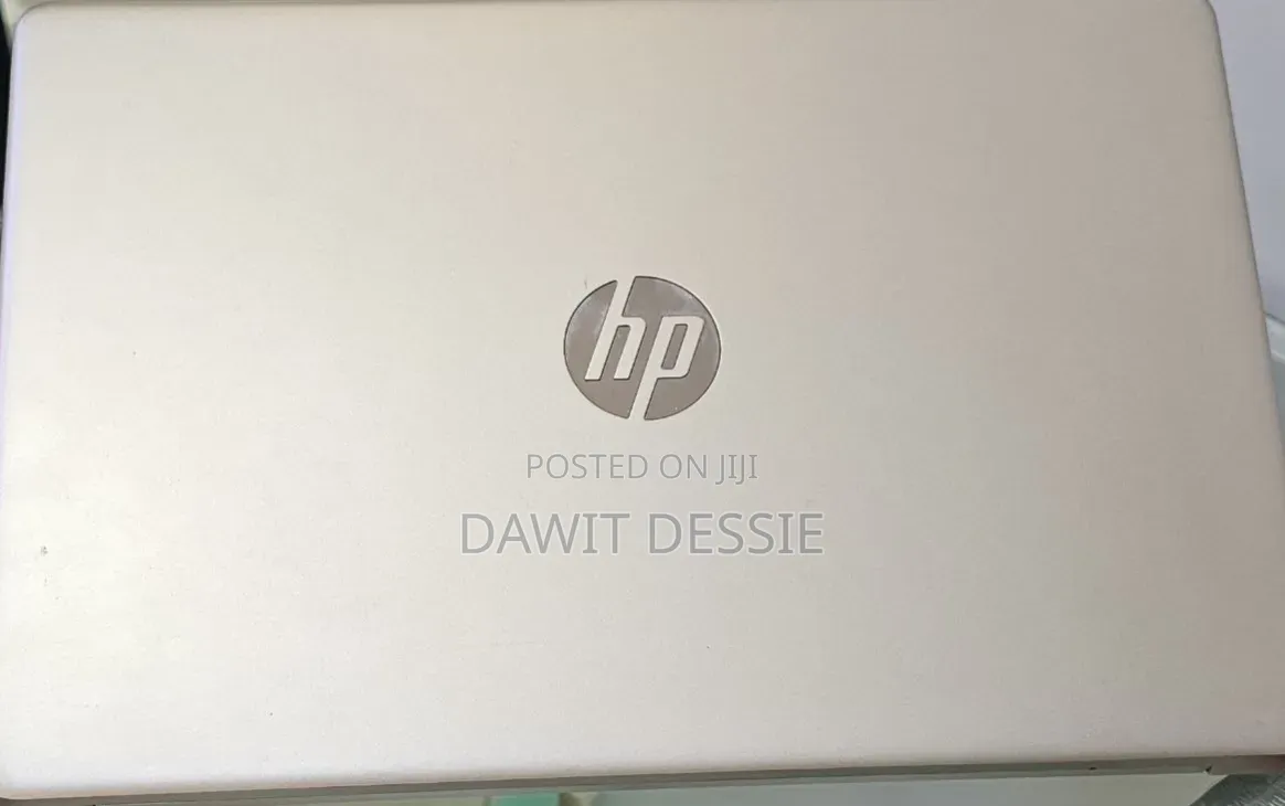 New Laptop HP 16GB AMD Ryzen 7 SSD 512GB