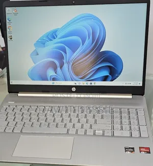 New Laptop HP 16GB AMD Ryzen 7 SSD 512GB
