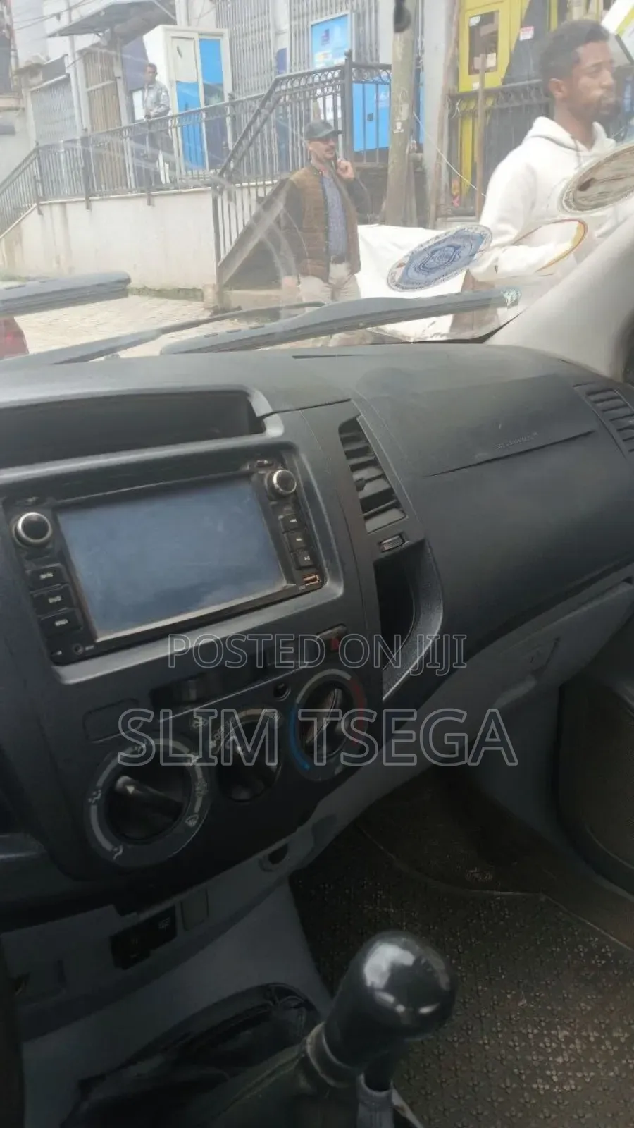 Toyota Hilux 2010 Silver