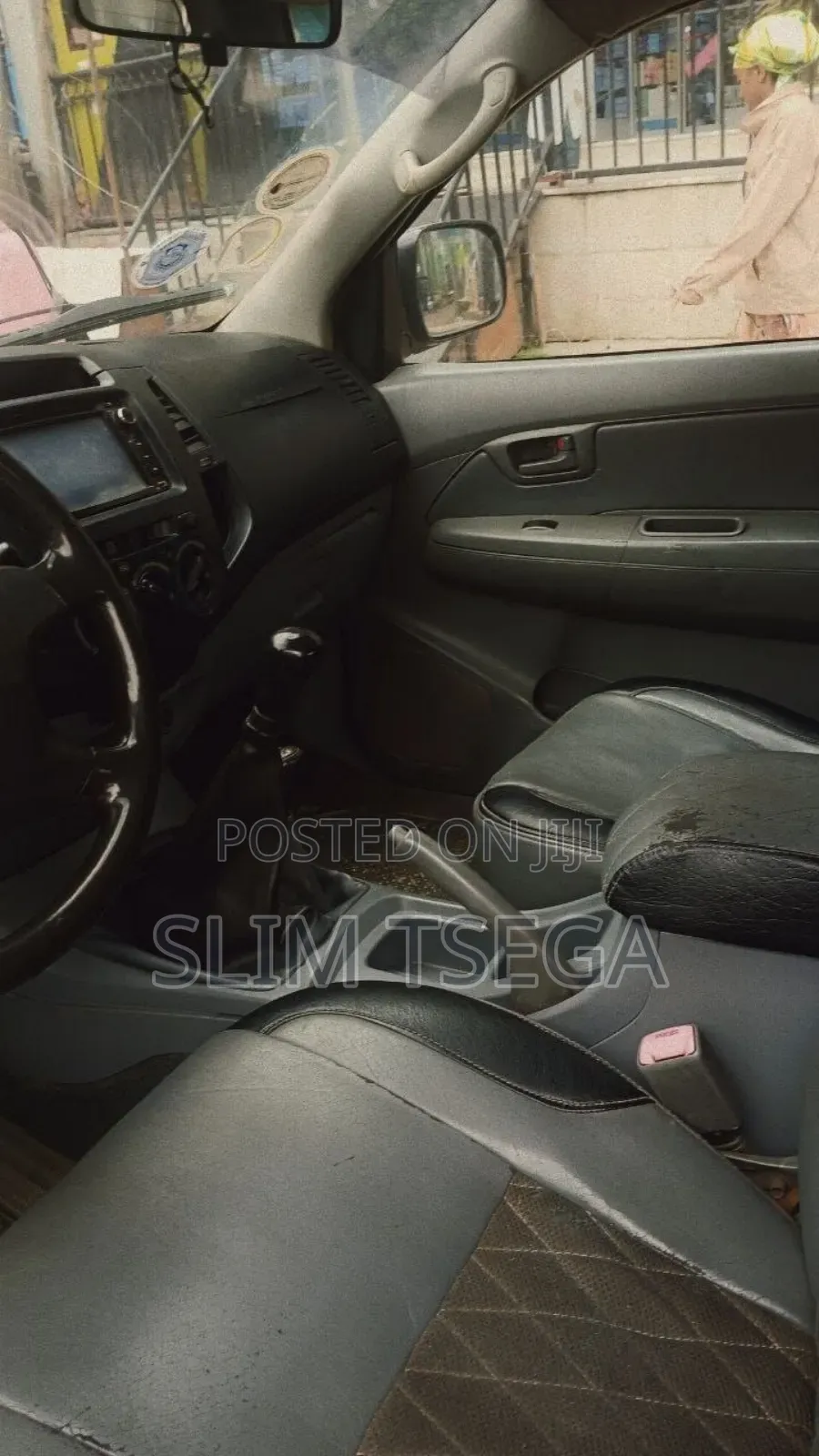 Toyota Hilux 2010 Silver
