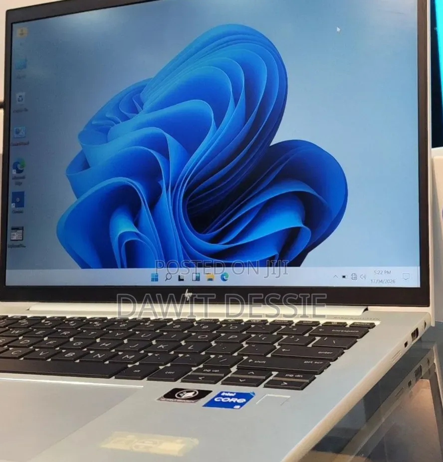 New Laptop HP EliteBook 840 G9 16GB Intel Core i5 SSD 512GB
