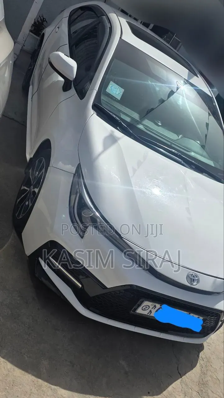 Toyota Corolla APEX XSE 2022 White