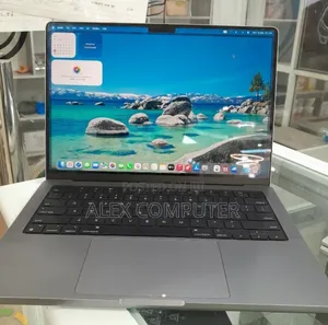 New Laptop Apple MacBook Pro M1 32GB Apple M1 Pro SSD 512GB