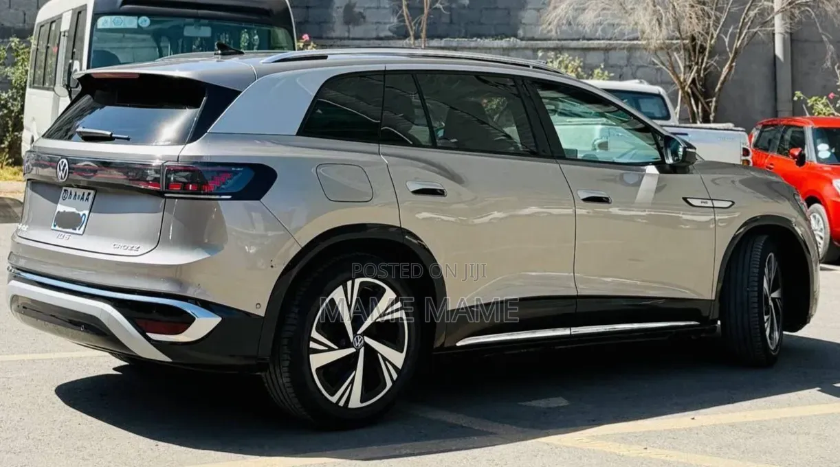 New Volkswagen ID.6 2024 Gray