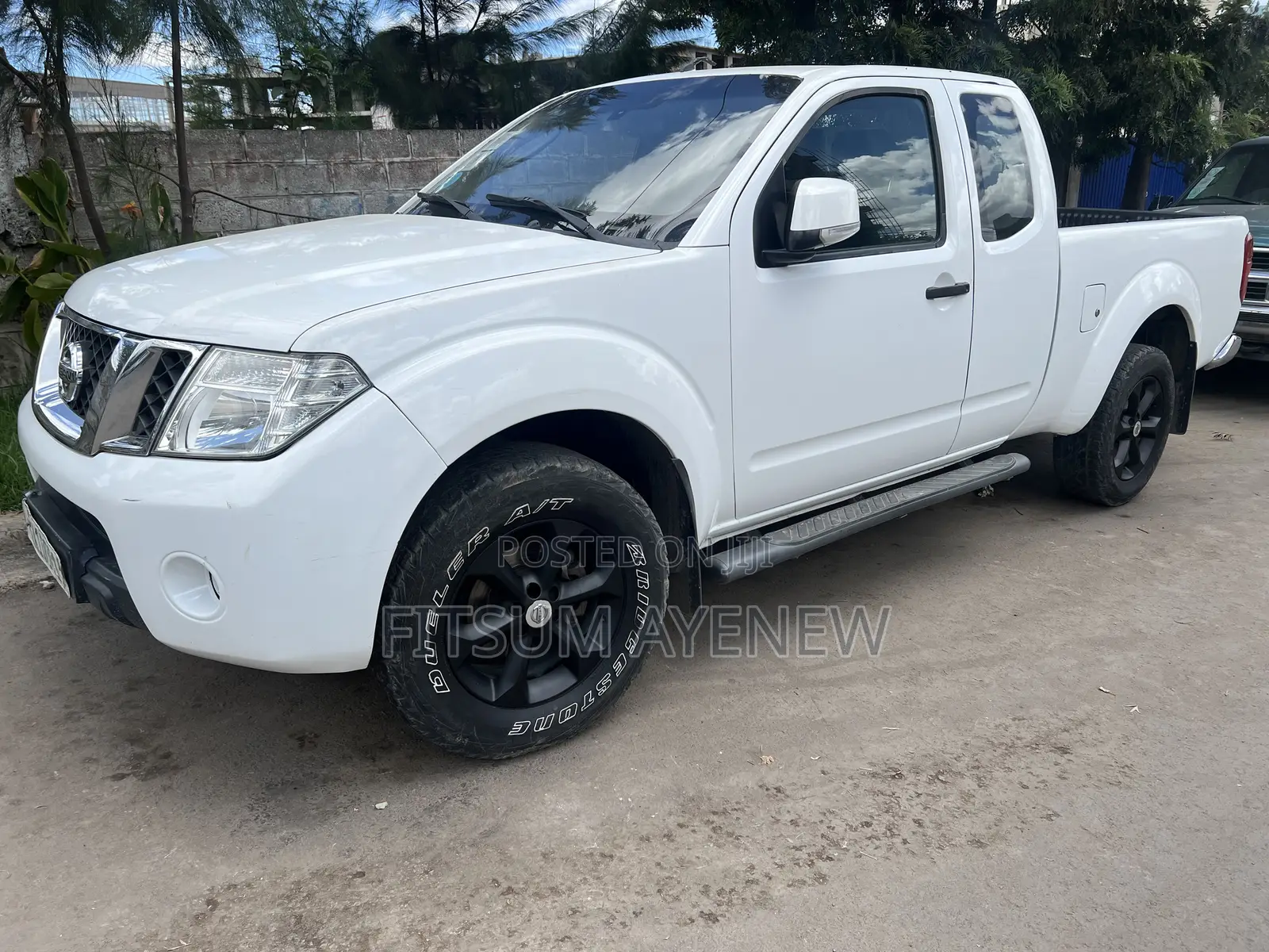 Nissan Navara 2.5 dCi 2012 White