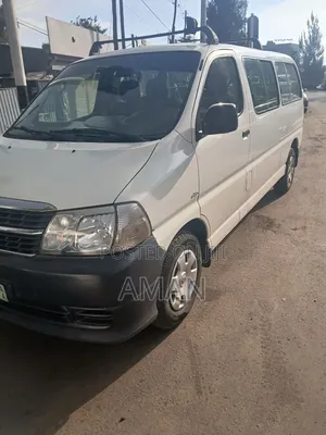 Toyota HiAce 2011 White