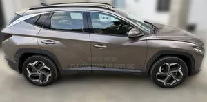 Hyundai Tucson 2022 Brown