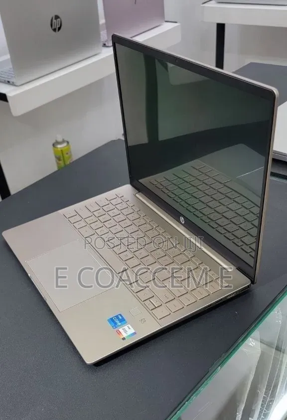 New Laptop HP 16GB Intel Core i5 SSD 512GB