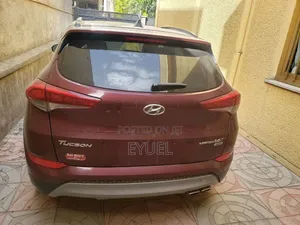 Hyundai Tucson Limited AWD 2017 Burgundy