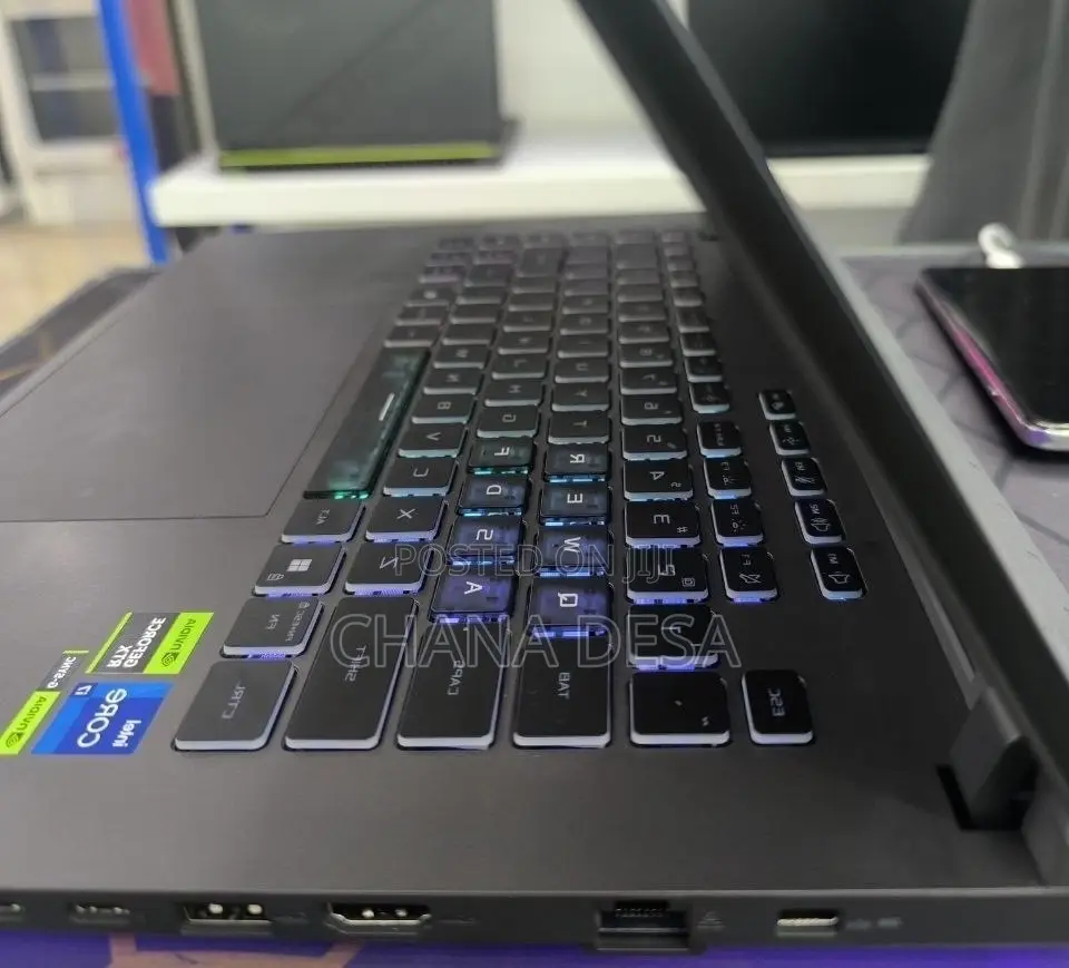 New Laptop Asus ROG Strix G16 G614 16GB Intel Core i7 SSD 1T