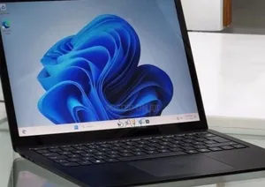 New Laptop Microsoft Surface Laptop 4 16GB Intel Core i7 SSD 512GB