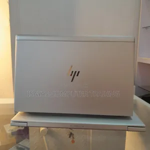 New Laptop HP EliteBook 830 G8 16GB Intel Core i5 SSD 512GB