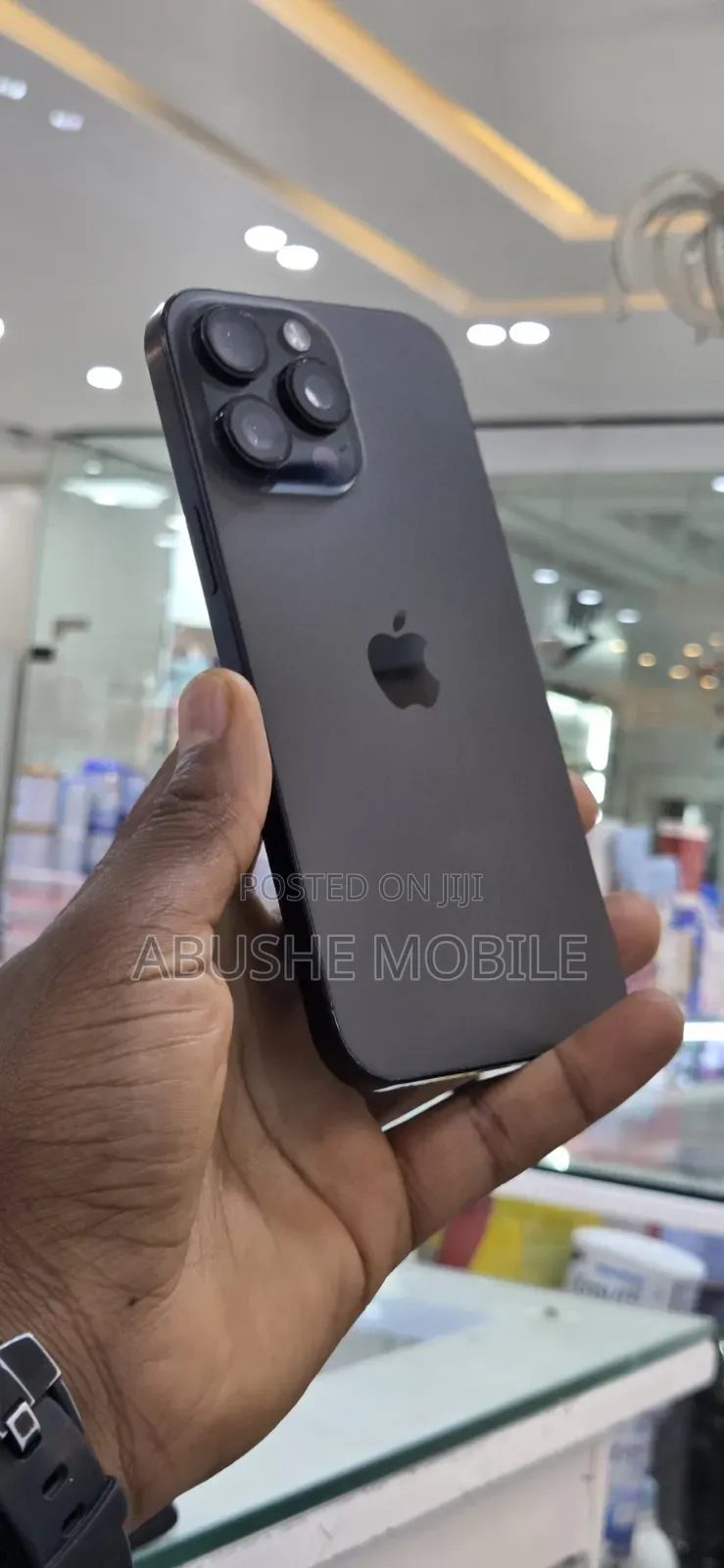 New Apple iPhone 16 Pro Max 256 GB Black