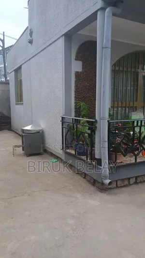 Furnished 8bdrm House in Gullele for sale