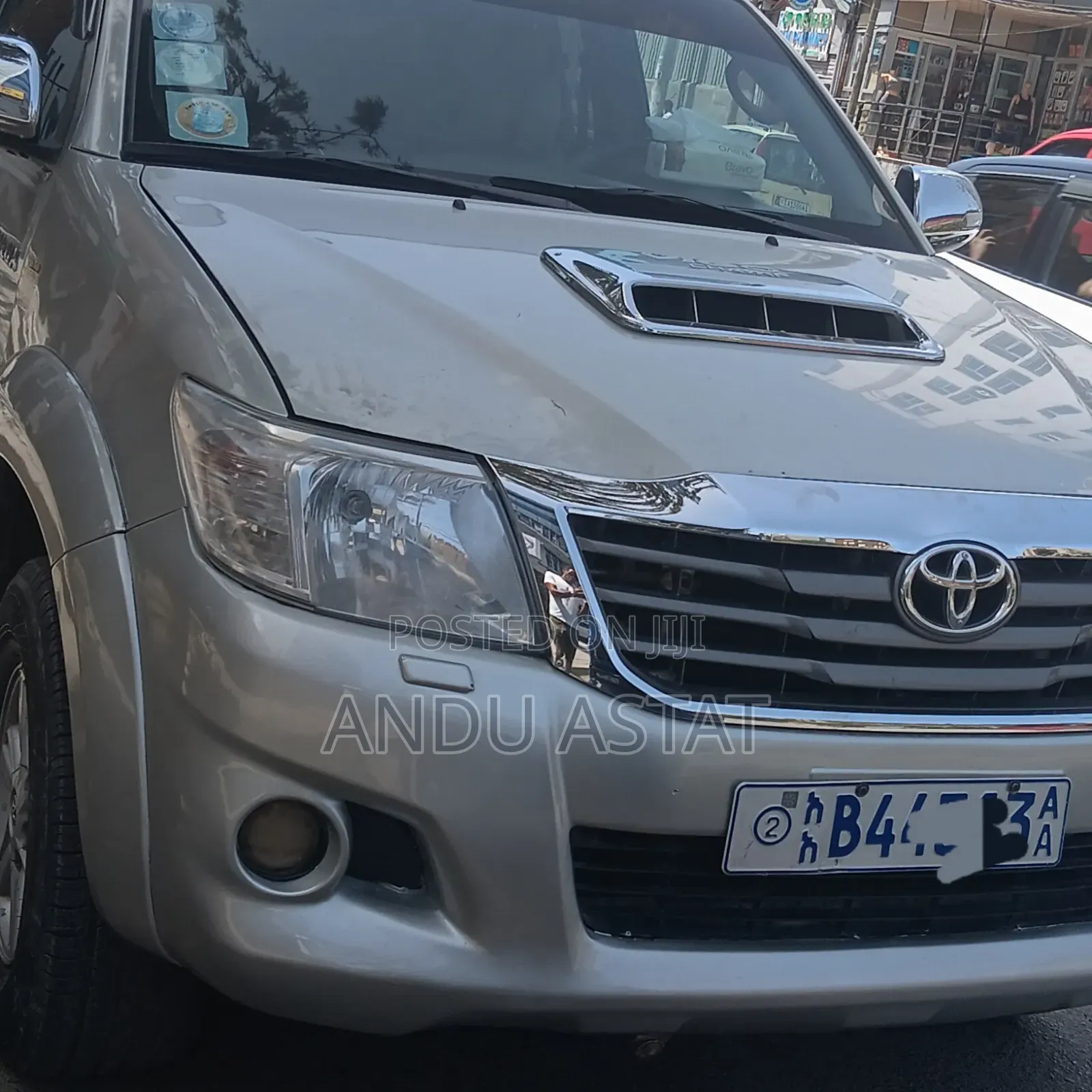 Toyota Hilux 2014 Gold