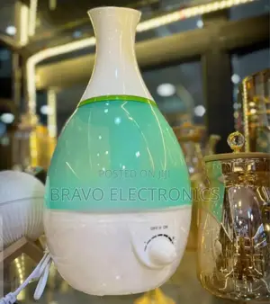 Air Humidifier That Features Low Noise Operation and Colorful Led