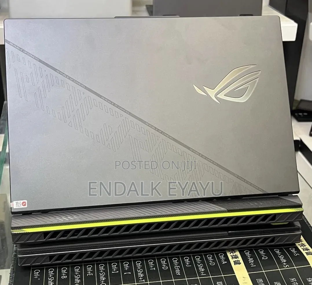 New Laptop Asus ROG Strix G15 16GB Intel Core i9 SSD 1T