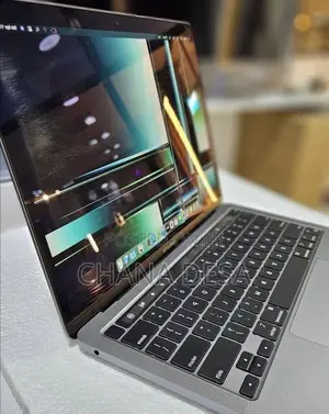 New Laptop Apple MacBook Pro 2022 M2 8GB Apple M2 SSD 256GB