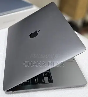 New Laptop Apple MacBook Pro 2022 M2 8GB Apple M2 SSD 256GB