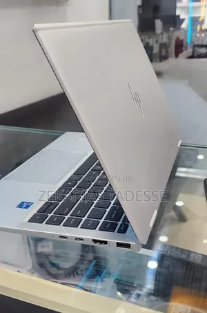 New Laptop HP EliteBook 1040 G8 16GB Intel Core i5 SSD 512GB
