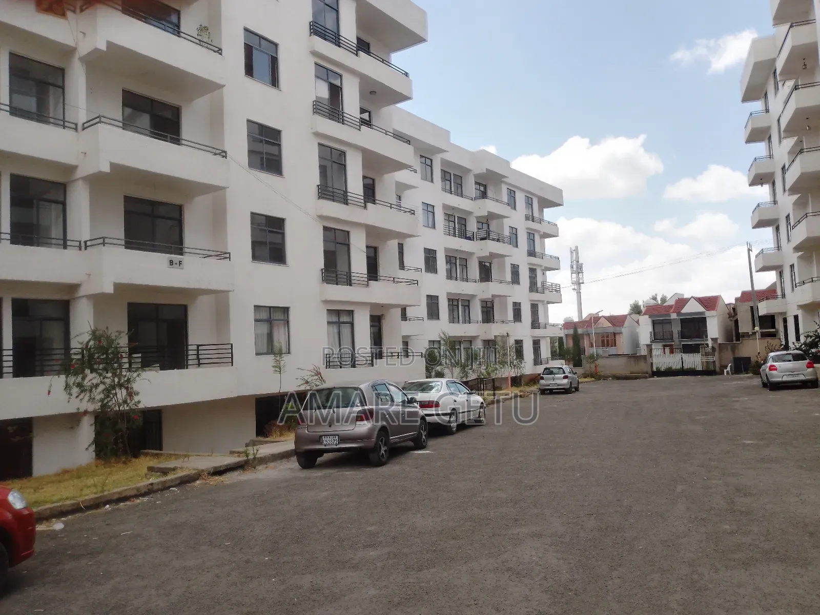 Furnished 2bdrm Apartment in Noah Real Estate, Yeka for sale