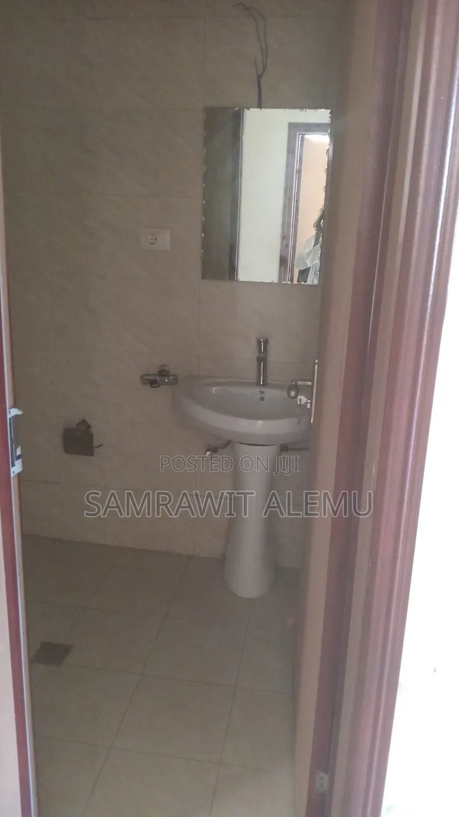 3bdrm Apartment in የአምደሁን ሪልስቴት, Nifas Silk-Lafto for sale