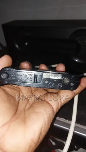 Sony Cyber DSC-W800