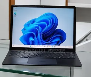 New Laptop Microsoft Surface Laptop 4 16GB Intel Core i7 SSD 512GB