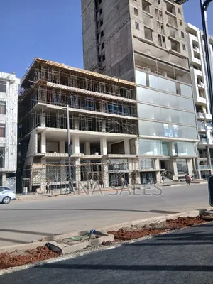 ሱቆችን 16ካሬ ጀምሮ እየሸጥን እንገኛለን