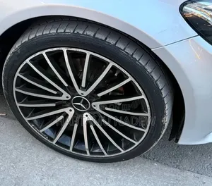 Mercedes-Benz C180 2014 Silver