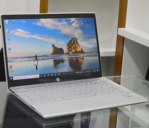 New Laptop HP Pavilion 14 8GB Intel Core i5 SSD 512GB