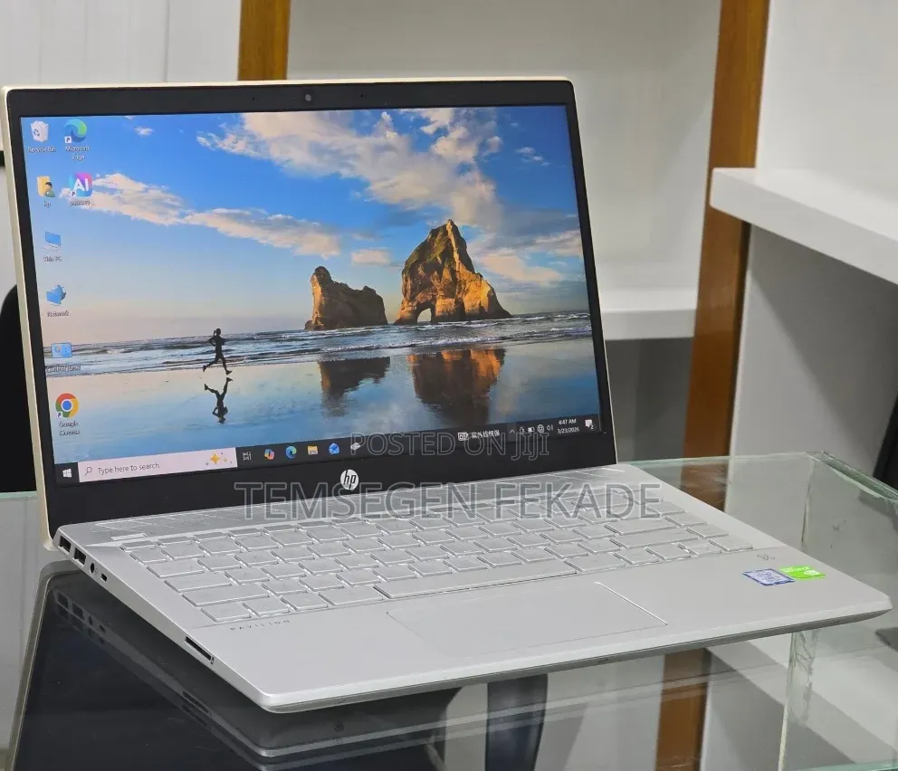 New Laptop HP Pavilion 14 8GB Intel Core i5 SSD 512GB