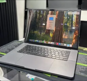 New Laptop Apple MacBook Pro M1 16GB Apple M1 Pro SSD 512GB