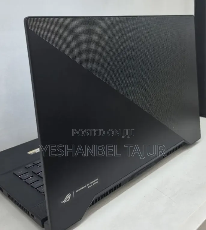 New Laptop Asus ROG Zephyrus G15 16GB Intel Core i7 SSD 512GB