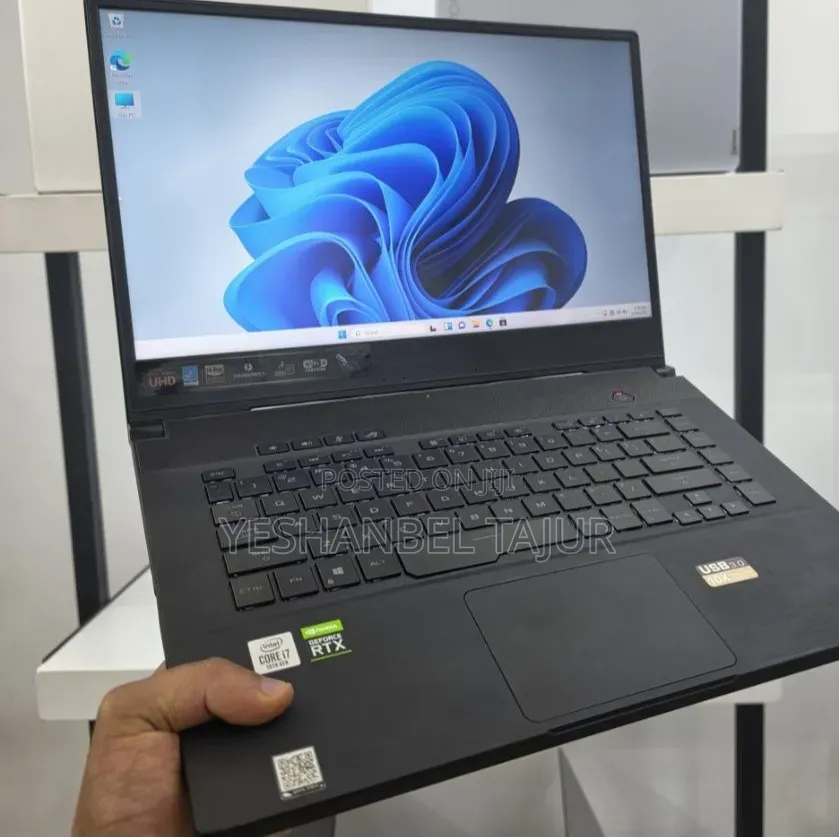 New Laptop Asus ROG Zephyrus G15 16GB Intel Core i7 SSD 512GB