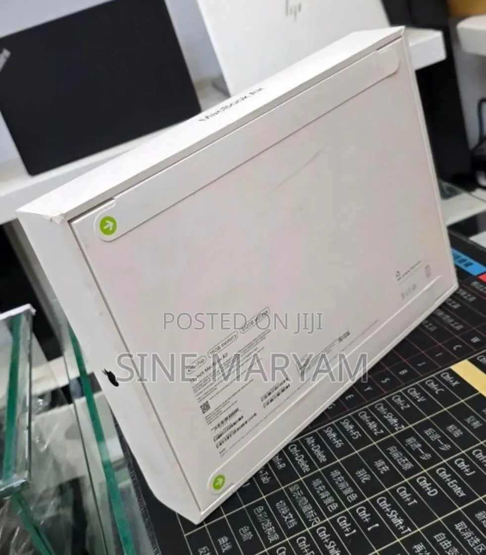 New Laptop Apple MacBook Air 2026 M5 13-inch 16GB Apple M5 SSD 512GB
