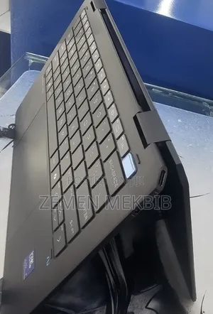 New Laptop HP 16GB Intel Core Ultra 7 SSD 512GB