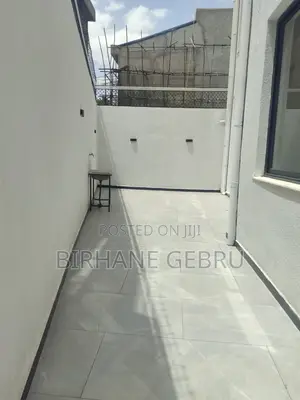 11bdrm House in G+3 House, Bole for rent