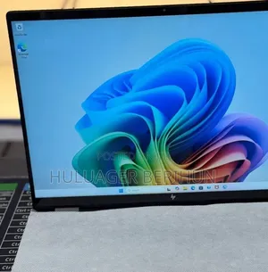 New Laptop HP OmniBook Ultra Flip 16" 16GB Intel Core Ultra 7 SSD 1T