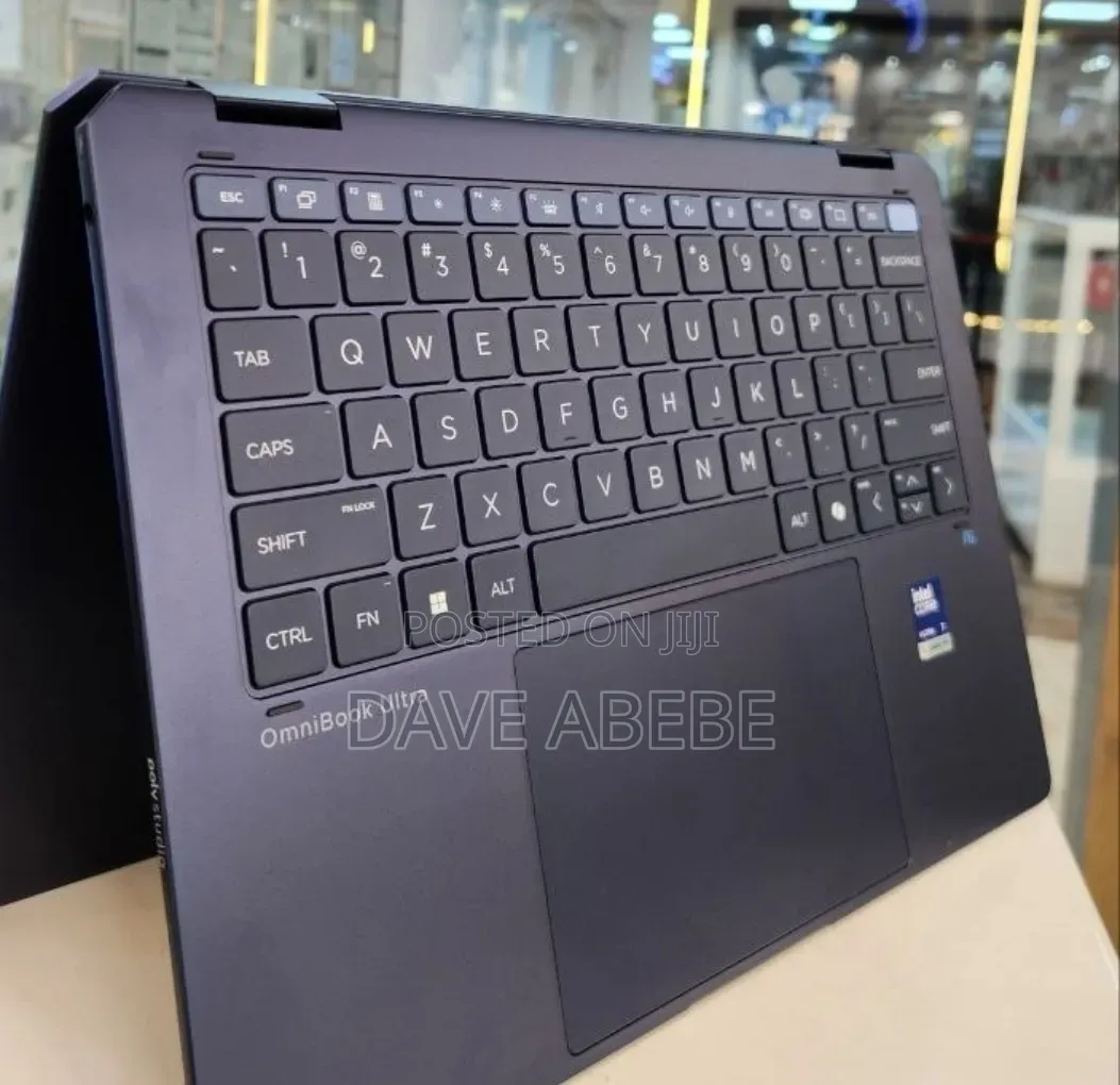 New Laptop HP OmniBook X Flip 14" 32GB Intel Core Ultra 7 SSD 1T