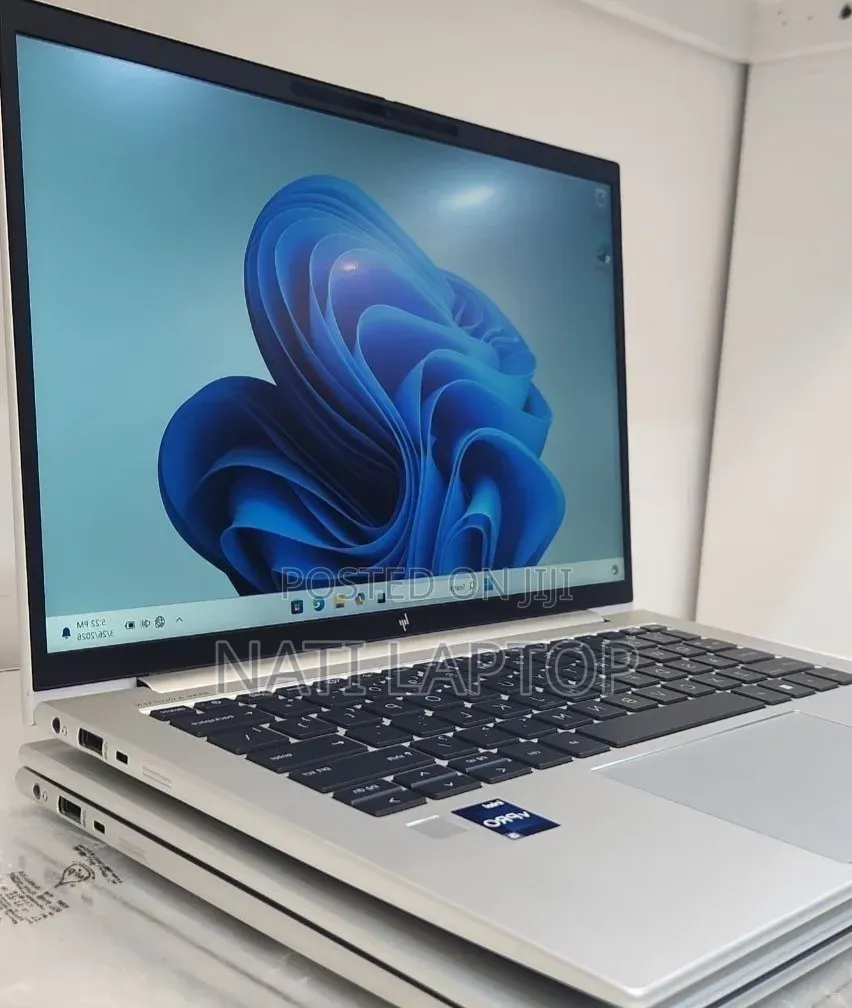 New Laptop HP EliteBook 840 G9 16GB Intel Core i5 SSD 512GB