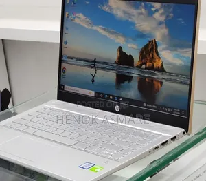 New Laptop HP Pavilion 14 8GB Intel Core i5 SSD 512GB